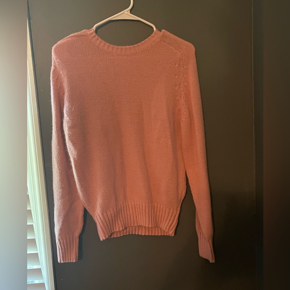 pink sweater